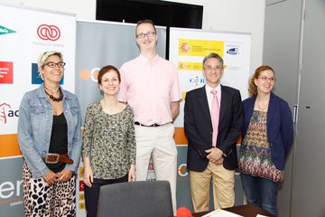 Foto Celebrada una Mesa Redonda sobre Teleasistencia ¿Cómo se contempla la accesibilidad? organizada por CENTAC